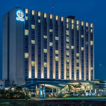 Enso Hotel Cikarang Exteriér fotografie